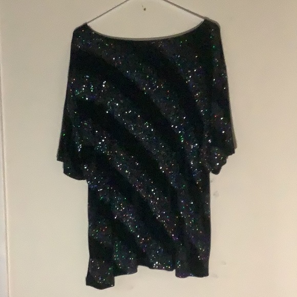 Erena Woman Black Blouse with Beaded Embellishments - Picture 5 of 6